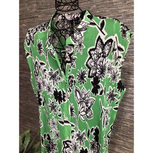 2X Plus Floral Top blouse sleeveless button